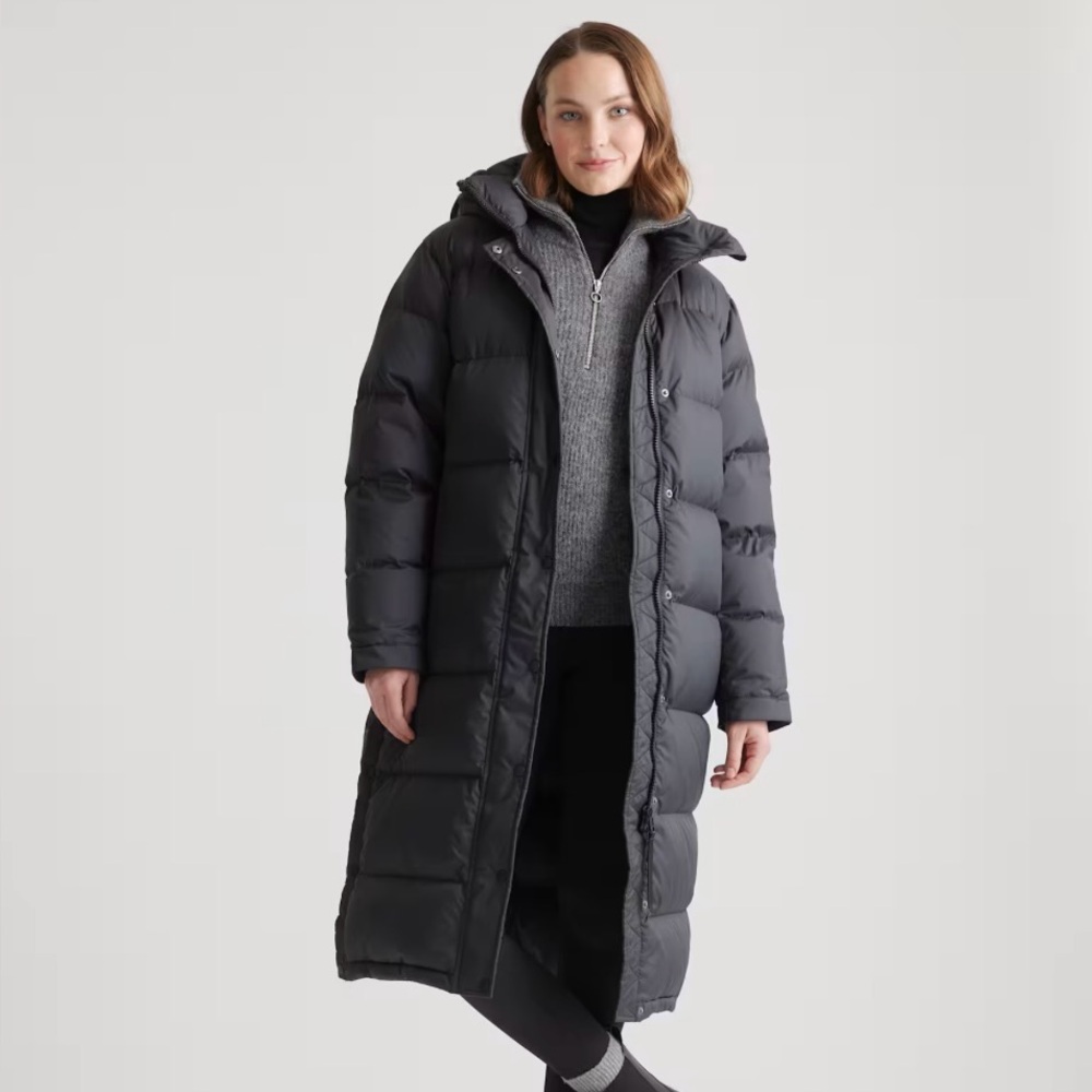 Quince Responsible Down Women's Black Long Puffer Coat